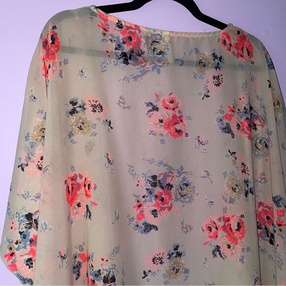 Live 4 Truth 3X Kimono Chiffon Cream Open Front Cardigan Pink Floral - Picture 9 of 10
